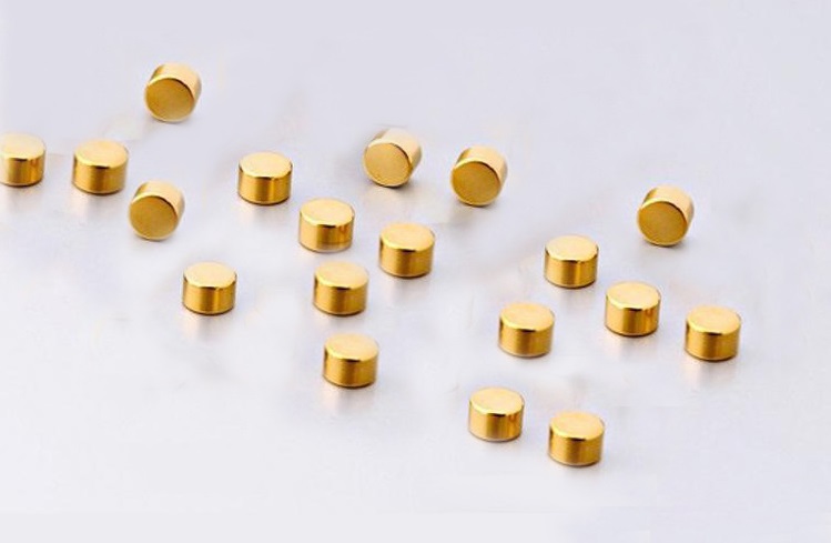 Покрытые золотом неодимовые магниты